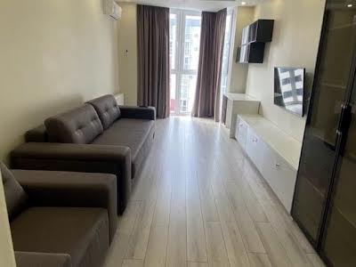 квартира за адресою Драгоманова вул., 2