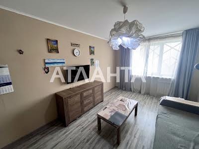 квартира за адресою Зоопаркова вул., 12