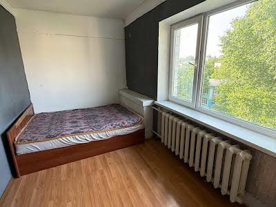 квартира за адресою Авіаконструктора Антонова вул., 12