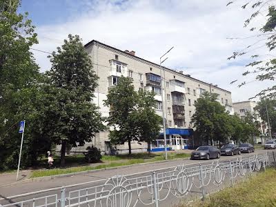 квартира за адресою Верховної Ради бульв., 31