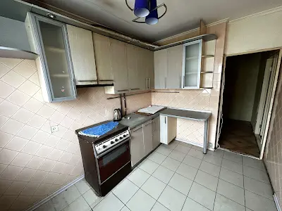 квартира за адресою Метробудівників вул., 25