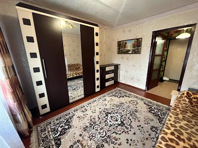 квартира за адресою Ньютона вул., 111