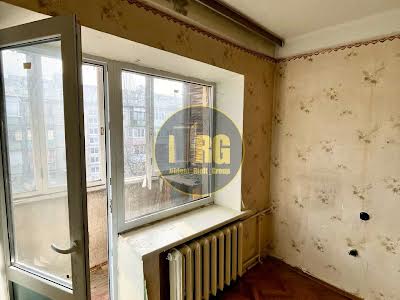 квартира за адресою Сірожупанників вул. (Валентина Сєрова), 30Б