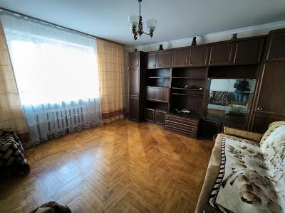 квартира за адресою Петра Радченка вул., 12