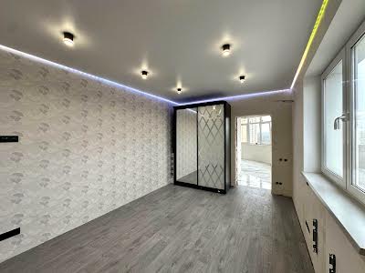 квартира за адресою Юрія Кондратюка вул., 7