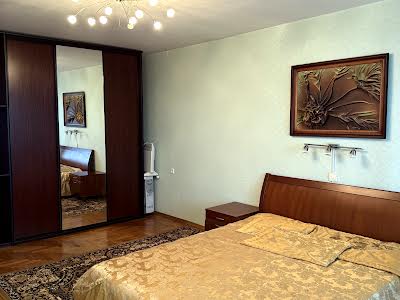 квартира за адресою Братів Зерових вул. (Червонопартизанська), 14-Б