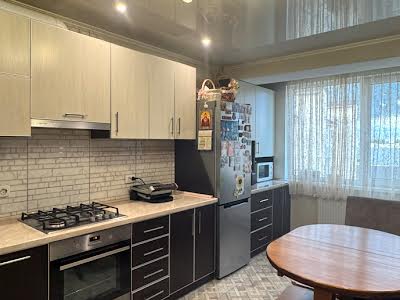 квартира за адресою Садова вул., 20