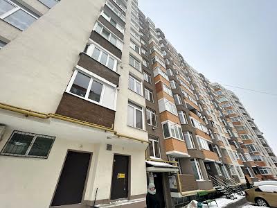 квартира за адресою Тролейбусна вул., 3б