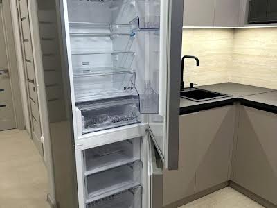 квартира за адресою Миколи Гулака вул., 4