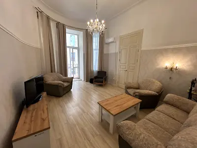 квартира за адресою Заньковецької вул., 6