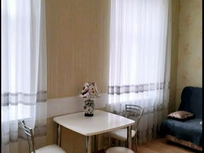 квартира за адресою Старосінна пл., 4