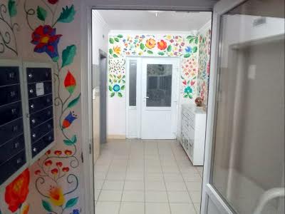 квартира за адресою Соснова вул., 10