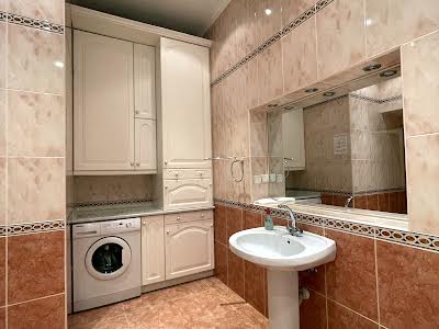 квартира за адресою Обсерваторна вул., 10