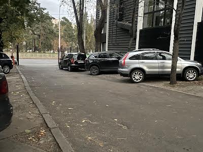 комерційна за адресою Георгія Нарбута просп. (Визволителів), 3