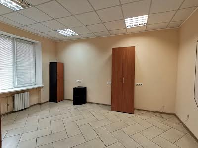 коммерческая по адресу Александровская ул. (Дзержинского), 93