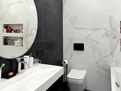 квартира за адресою Богдана Хмельницького вул., 9