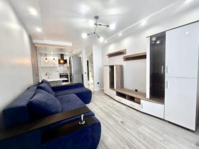 квартира по адресу Злуки просп., 5