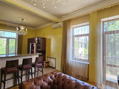 квартира за адресою Михайла Бойчука вул. (Кіквідзе), 3