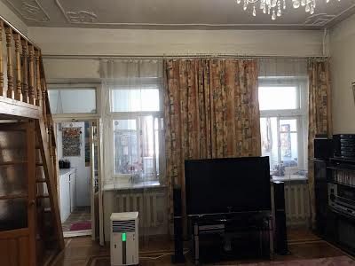 квартира по адресу вул Верхній Вал, 48/28А
