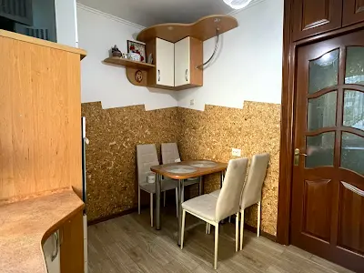 квартира за адресою Червоної Калини просп., 37