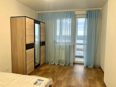 квартира за адресою Ревуцького вул., 40-Г