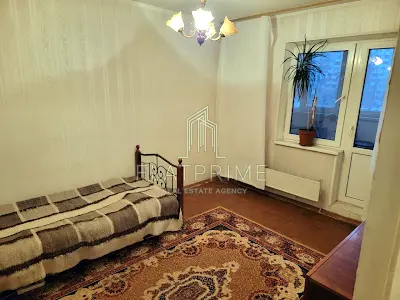 квартира по адресу Академика Глушкова просп., 33