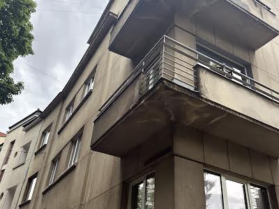 квартира за адресою Тютюнників вул. (), 10