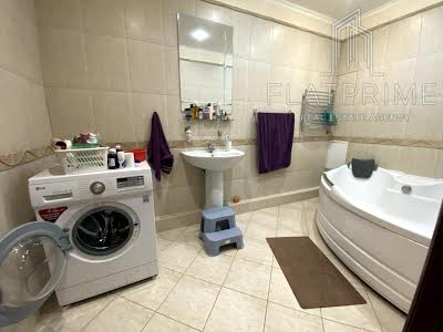 квартира за адресою Драгоманова вул., 31-Б