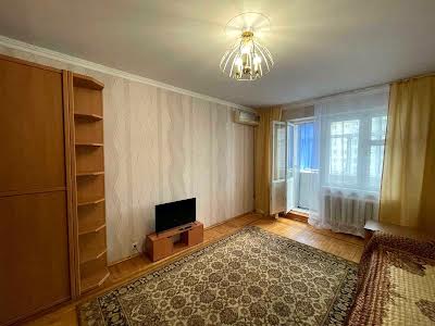 квартира за адресою Григоренка Петра просп., 7В