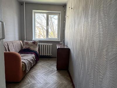 квартира по адресу Героев Крут ул. (Валентини Терешкової), 10