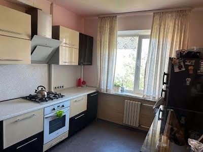 квартира по адресу Героев просп., 4