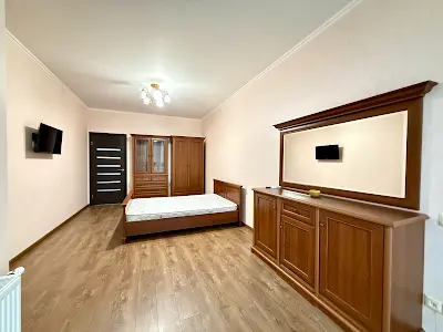 квартира по адресу Драгоманова ул., 2