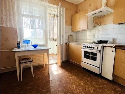 квартира за адресою Йорданська вул. (Лайоша Гавро), 9-Б