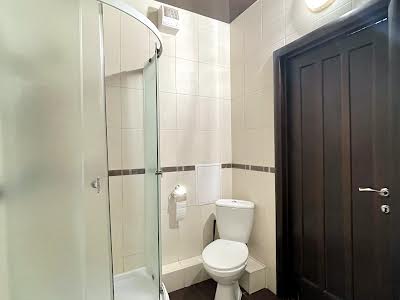 квартира за адресою Регенераторна вул., 4