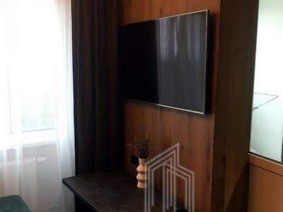 квартира за адресою лісова, 3