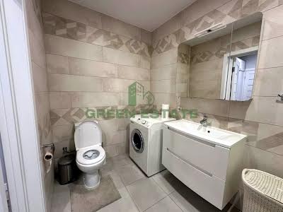 квартира за адресою угор, 12