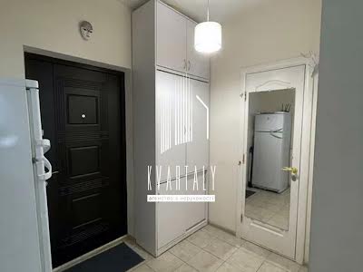 квартира за адресою Регенераторна вул., 4