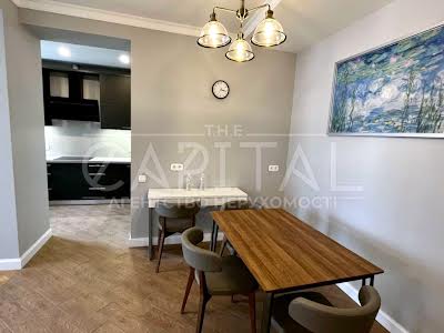 квартира за адресою Шота Руставелі вул., 27