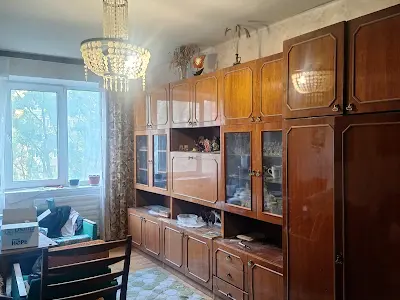 квартира за адресою Санаторна вул., 18