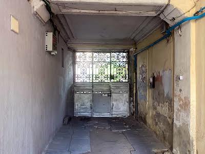 квартира по адресу Средняя ул., 10