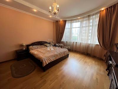 квартира за адресою Старонаводницька вул., 6-Б