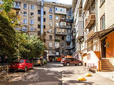 квартира по адресу Героев Харькова просп. (Московский), 2/2