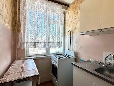 квартира за адресою Сулеймана Стальського вул., 8б
