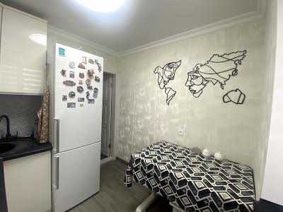 квартира за адресою Зарічанська вул., 32