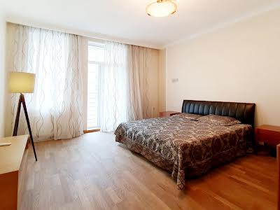 квартира за адресою Звіринецька вул., 47