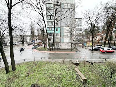квартира за адресою Пономарьова вул., 28