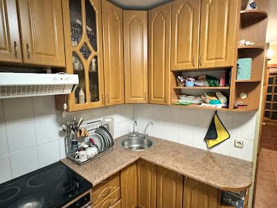квартира за адресою Автозаводська вул., 67