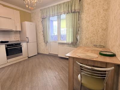 квартира за адресою Милославська вул., 2