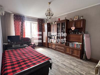 квартира за адресою Миколи Закревського вул., 7