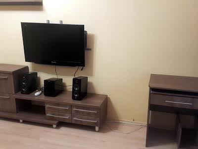квартира за адресою Панаса Мирного вул., 11